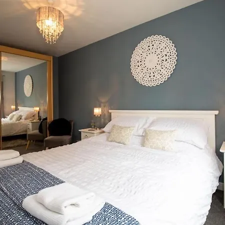 Blue Bridge View With Free Parking - Centre Сasa de vacaciones York