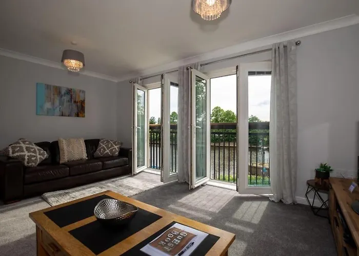 度假居 Blue Bridge View With Free Parking - Centre *